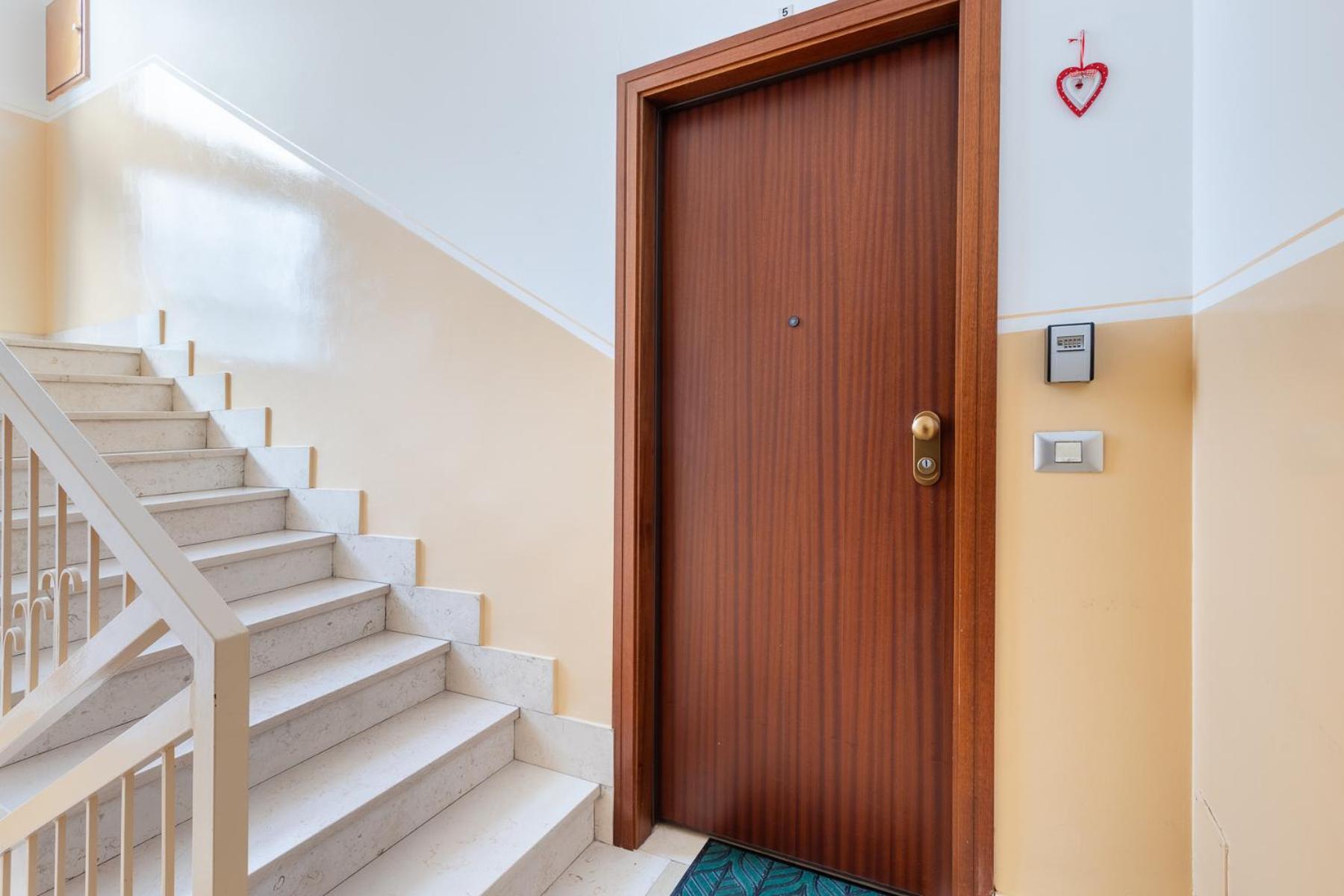 אלבה Appartamento Centrale Con Parcheggio E Wi-Fi Gratuito Ac מראה חיצוני תמונה
